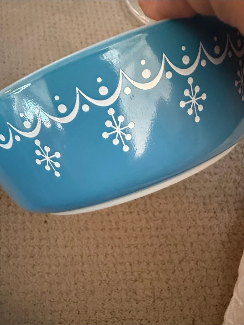 Pyrex Blue Snowflake Cinderella Casserole Set with White Accents and 1 lid.